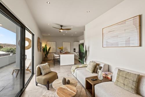 Two-Bedroom Apartment with Balcony image 8
