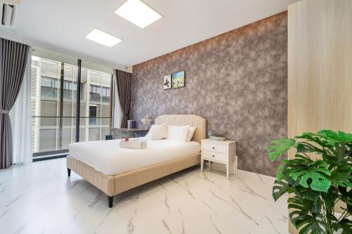 The Global City - Real Value