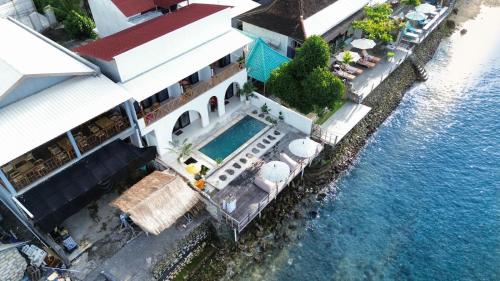 LA Beach Nusa Penida in Nusa Penida