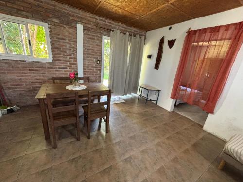 Apartamento al fondo de la casa in เฟรย์ เบนโตส