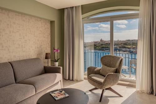 Waterfront - image 12