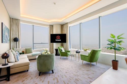 Livbnb - 1BR w/Spectacular Sea Views in Palm Tower, Dubaj (zdjęcie 4)