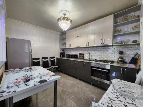 廚房, Nugzar House Chakvi - 2 Bedrooms in 查克菲