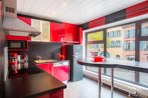 Cozy and Stylish with A-C in City Center!, Strasbourg