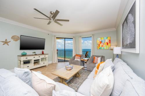 Phoenix V 1503 condo