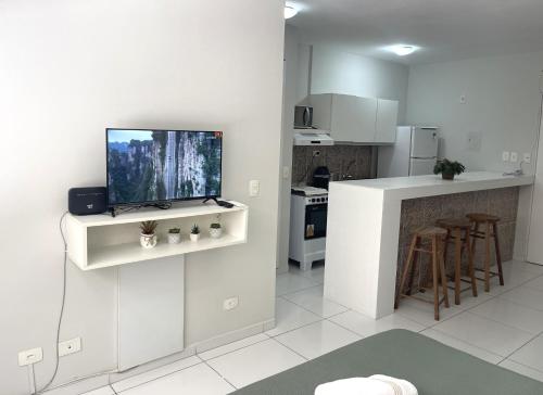 One-Bedroom Apartment image 8