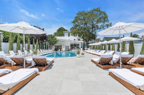 泳池, The St. Laurent in 阿斯伯里公園