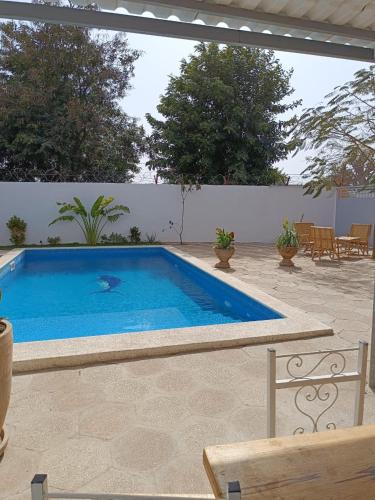 Baseinas, Villa Aria in Ouoran