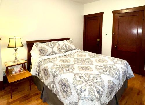 2 bedrooms, 2 beds