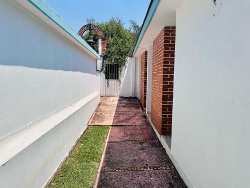 Chalet Azul a 3 min del parque acuático (Chalet Azul a 3 min del parque acuatico) in อิกซ์ตาปัน เดลา ซาล