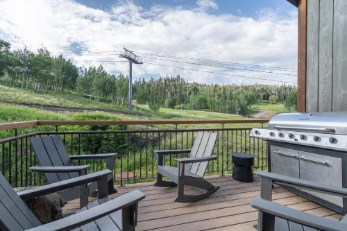 Brightside Chalet by Exceptional Stays - image 2