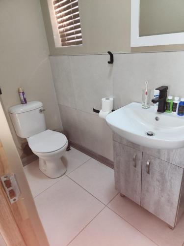 The Hills at 1 Meeu The Hills at 1 Meeu