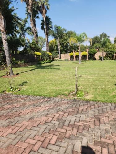 The Hills at 1 Meeu The Hills at 1 Meeu