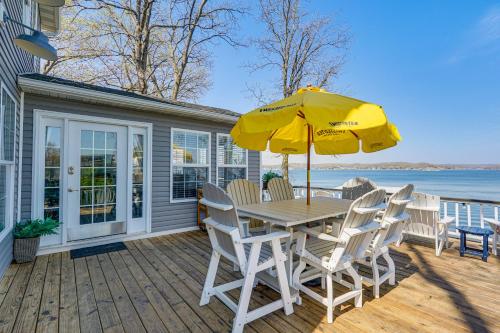 Lake Ozark Home with Martini Deck and Boat Slip! - image 7