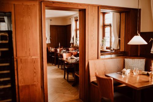 Krone Geradstetten in เรมชาลเดิน