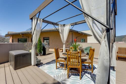 Walkable Apt in Carbondale Luxury Artists Loft Walkable Apt in Carbondale Luxury Artists Loft