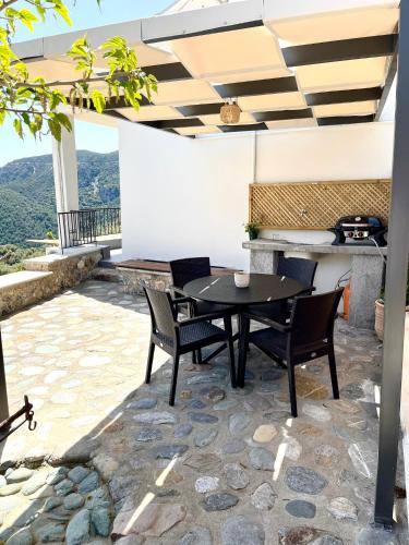 Balcony/terrace, Elirion Luxury Home II in Anatoliko Selino