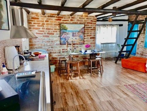 Kitchen, Hermoso y unico chalet Duplex en Guarame, full equipo, con piscina privada y vistas a tan solo 2 min in Sabana de Guacuco