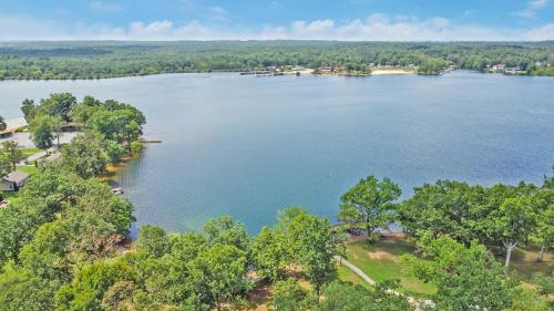 Exterior view, Hiawatha West Lake Tansi by Coolvacay in Lake Tansi (TN)