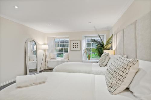 Timeless 5 bed Duplex Flat, Glasgow (photo 8)
