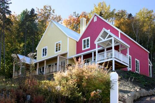 Villa et spa - Le coeur de la plage - Charlevoix ! in Saint-Irenee (QC)