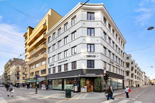 Luxury 4-Bedroom Apartment in Oslo's Heart - Walk to Major Attractions, Oslo (zdjęcie 8)