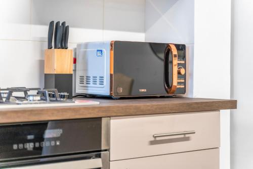 廚房, The Major Oak House II Spacious for Family and Teams in 達勒斯