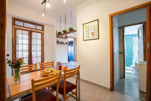 Stylish Apartment in the Heart of Palermo Soho