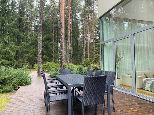 Kakumae Raba Villa - puhkemaja basseiniga Tallinnas in Haabersti