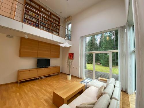 Kakumäe Raba Villa - puhkemaja basseiniga Tallinnas, Tallin (foto 4)