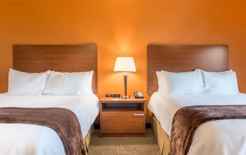Queen Room with Two Queen Beds