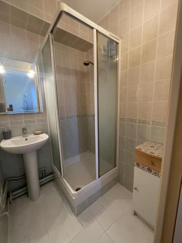 Appartement T3 2ème étage (Appartement T3 2eme etage) in Сеньос