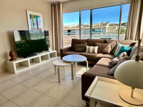 A 600 metros de la playa con piscina, ideal para familias in S'Agaro