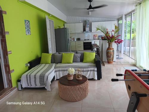 кухня, Villa BEAUCI-TURLET in Goyave