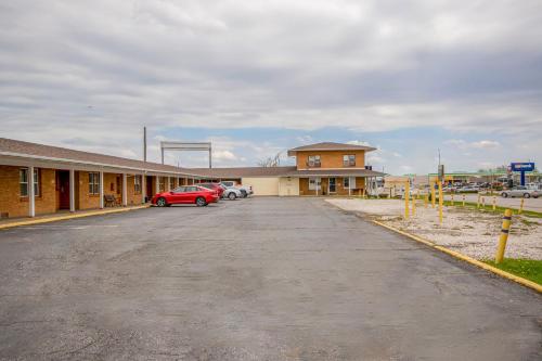 OYO Travelier Motel
