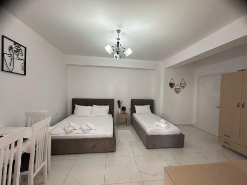 One-Bedroom Apartment image 6