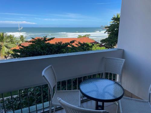 Balcony/terrace, Apartamento Guaruja - Frente Total Mar - Pitangueiras - 4 Dormitorios near Restaurante Fogao Caipira