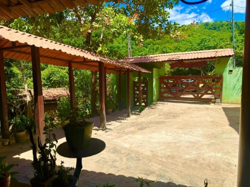 Balneario Rio Agua Viva - Chale com Ar-Condicionado in Areia