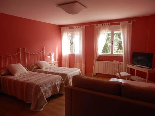 Hostal Rural los Alisos in Navalonguilla