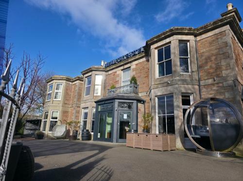 Beaufort Hotel - main image