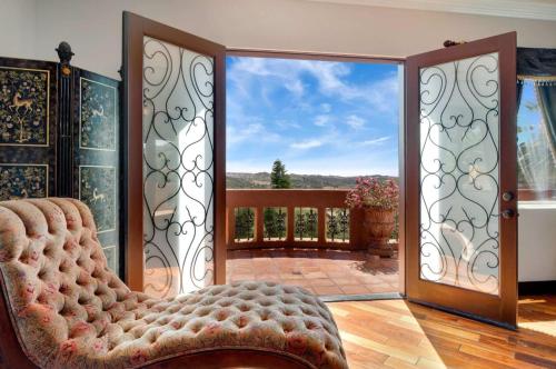 Keys Creek Villa, 50 acres, pool, theater, sports and seclusion