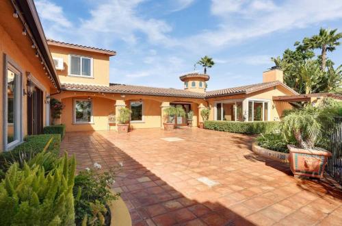 Keys Creek Villa, 50 acres, pool, theater, sports and seclusion