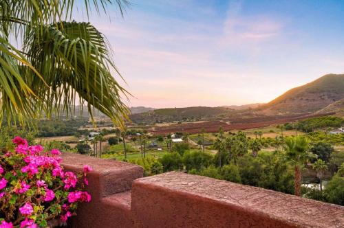 Keys Creek Villa, 50 acres, pool, theater, sports and seclusion