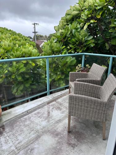 Studio 51 - just 30 seconds to the beach in Waikanae