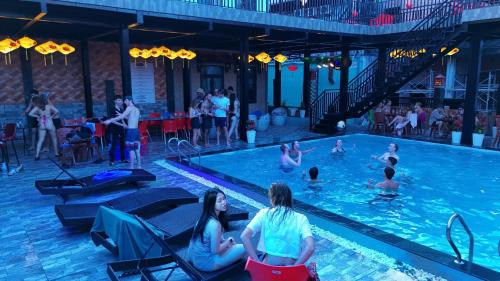 Dolphins Hostel - Riverside Hoi An - 전망