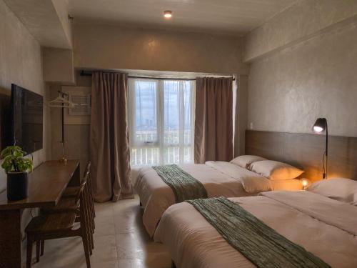 Seaview Connecting-Studios Condo in Cebu City - Comfortable for up to 8 People Seaview Connecting-Studios Condo in Cebu City - Comfortable for up to 8 People