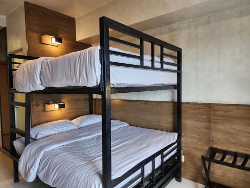 Seaview Connecting-Studios Condo in Cebu City - Comfortable for up to 8 People Seaview Connecting-Studios Condo in Cebu City - Comfortable for up to 8 People