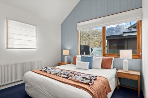 Knickerbocker B, Thredbo (photo 7)