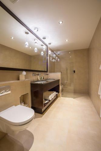 Mansio Suites The Headrow - image 11