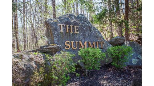 Summit Escape Summit Escape